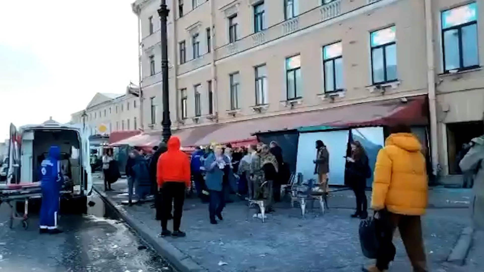 Взорвали кафе в Санкт-Петербурге 2 апреля. В Петербурге взорвали кафе. Взрыв в кафе в Санкт-Петербурге фото. На чьем концерте был теракт