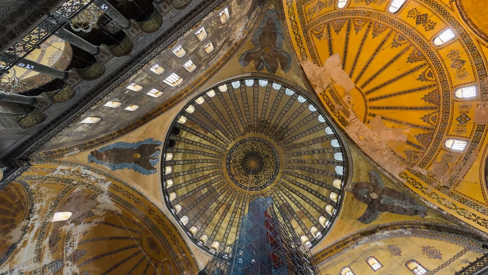 «Пощечина всему мировому христианству»: митрополит — о превращении собора Святой Софии в мечеть