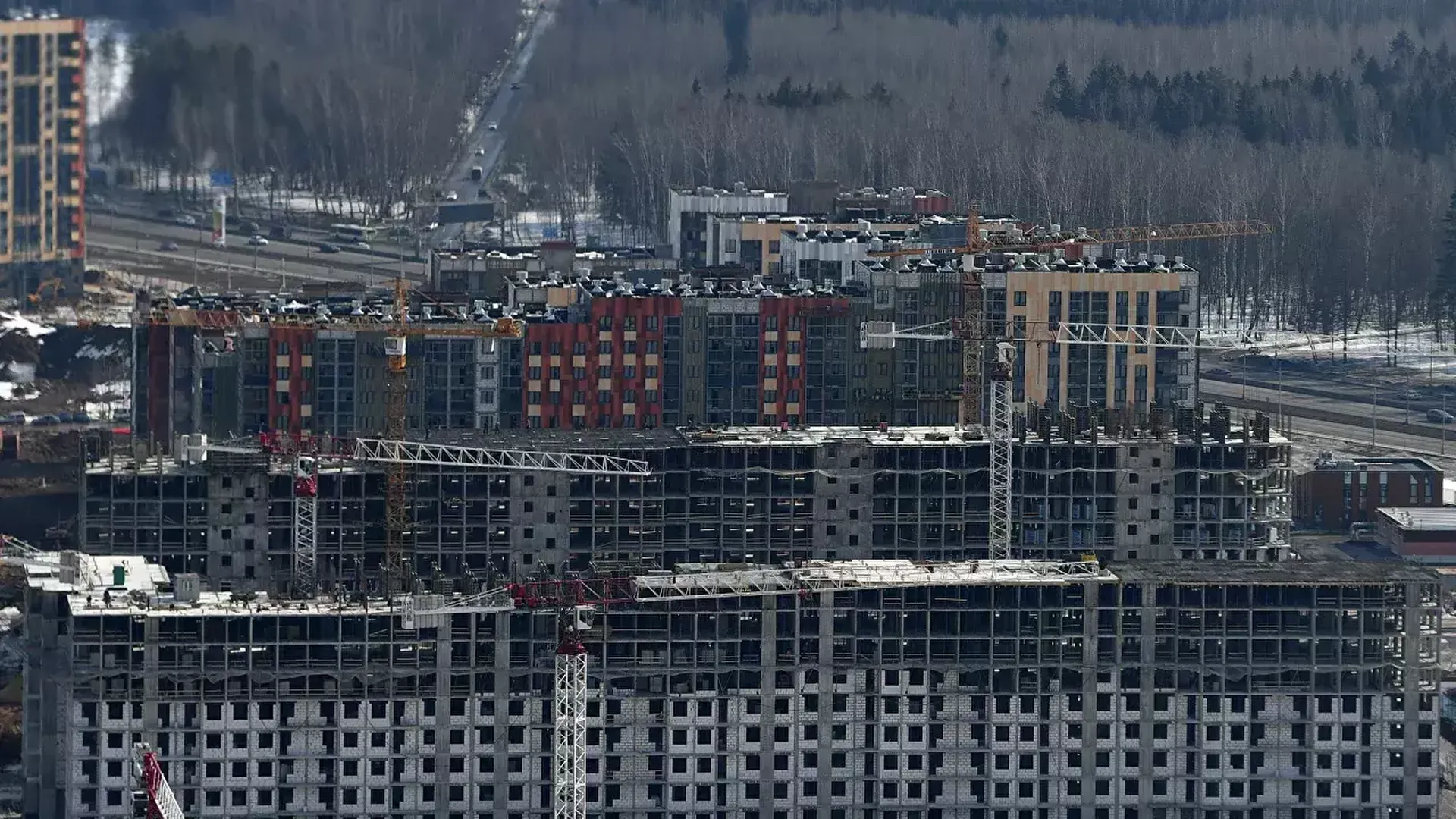 Путин объяснил рост цен на жилье на Дальнем Востоке дешевой ипотекой