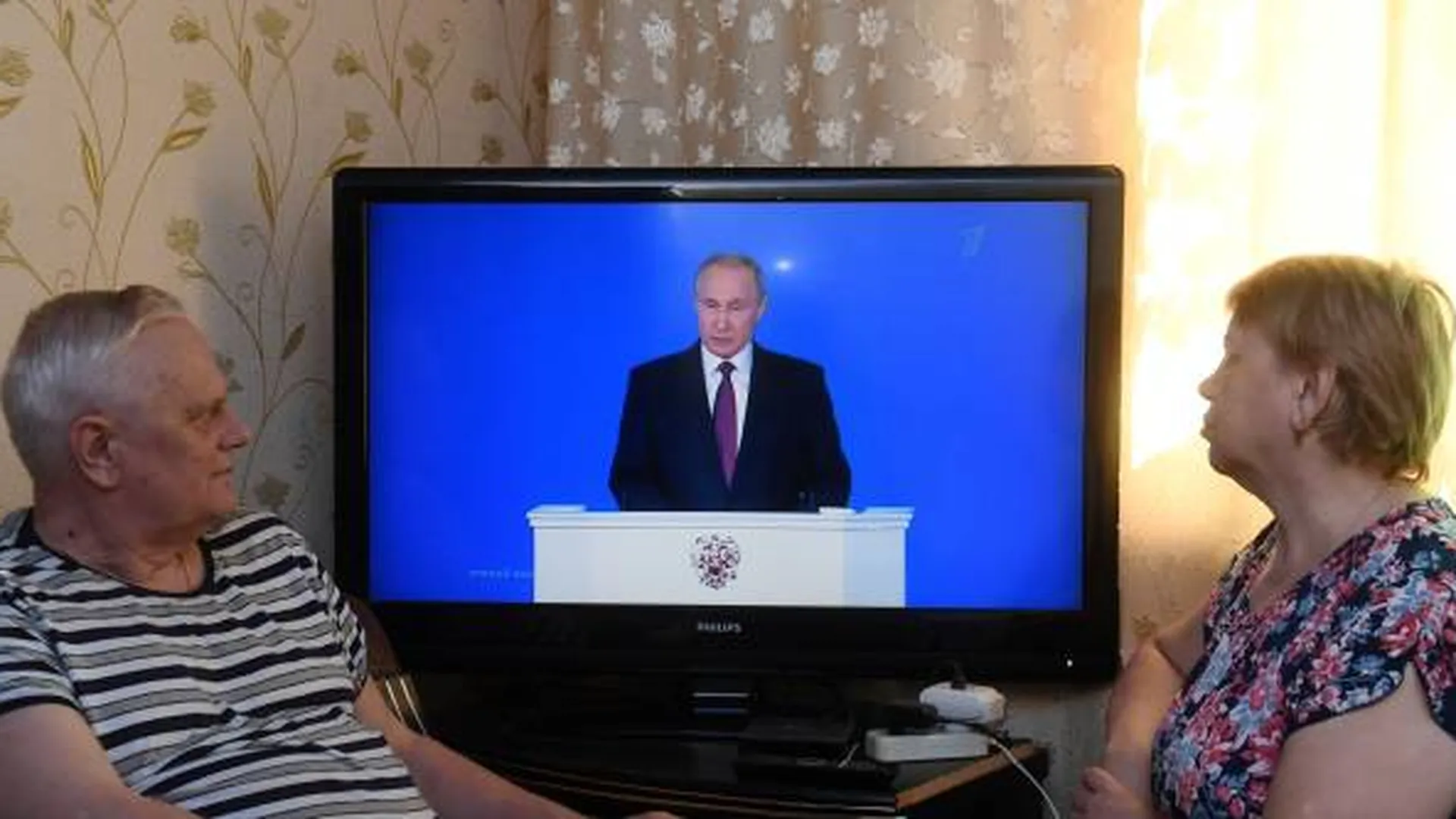 Почти половина россиян будут смотреть послание Путина в прямом эфире