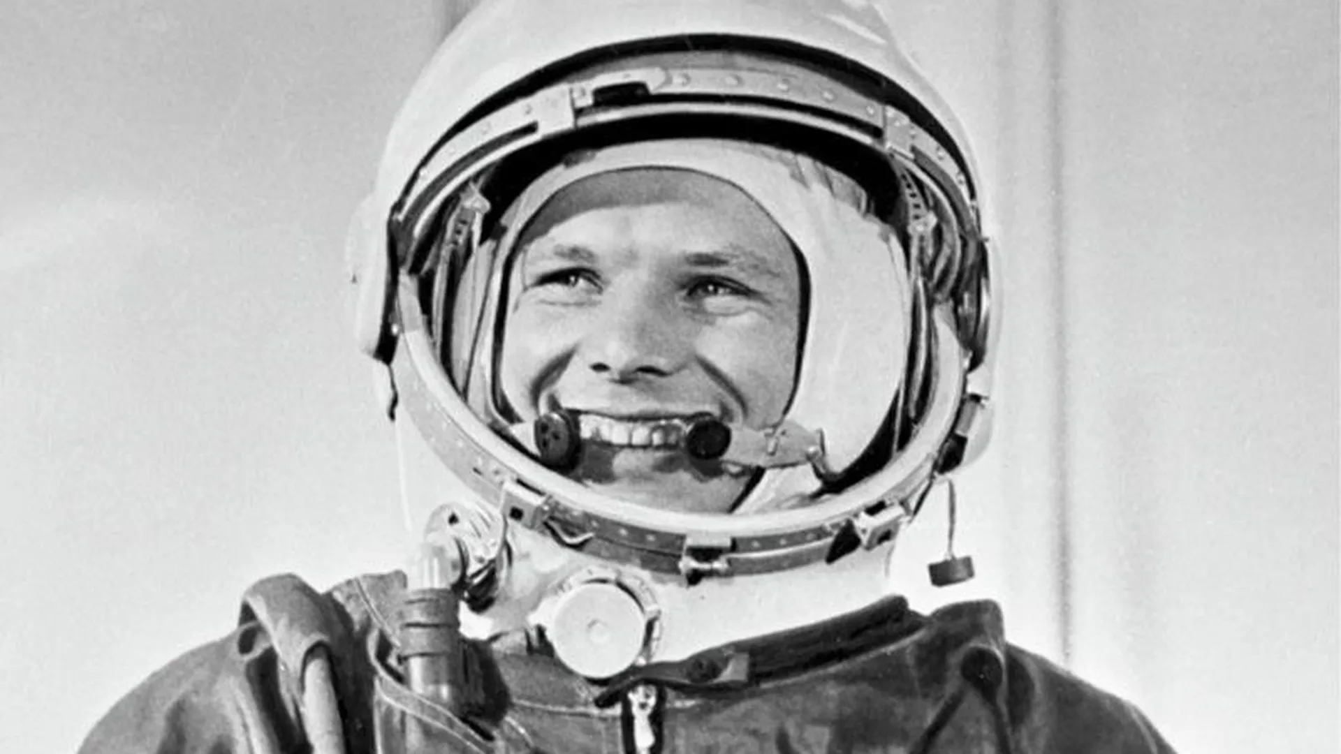 Герой РФ рассказал о традиции, которой придерживаются все космонавты в день рождения Гагарина
