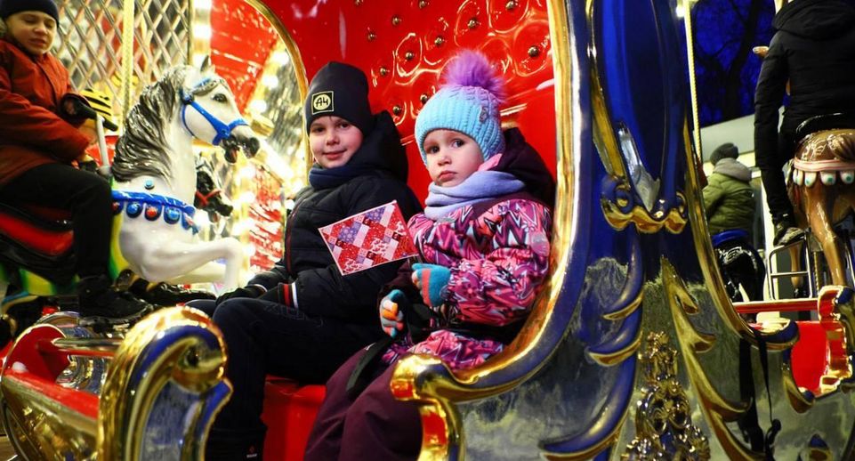 Более 100 тысяч человек посетили парки Подмосковья в Рождество Христово