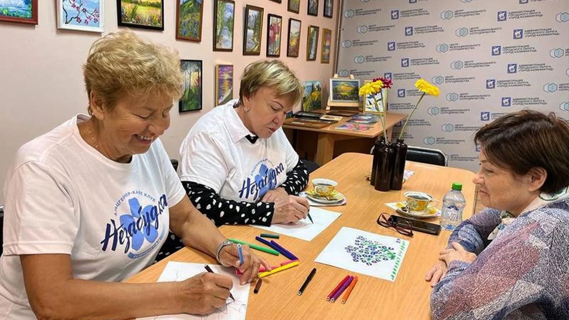 В Видном появилось кафе, где людей с болезнью Альцгеймера учат жить полноценно